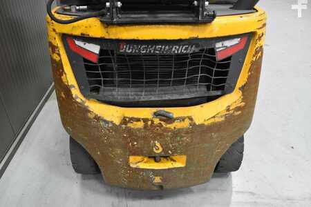 Wózki gazowe 2019  Jungheinrich TFG 320s (9)