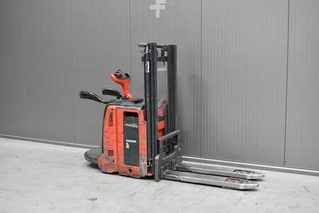 Hochhubwagen 2019  Linde D 12 AP (1)