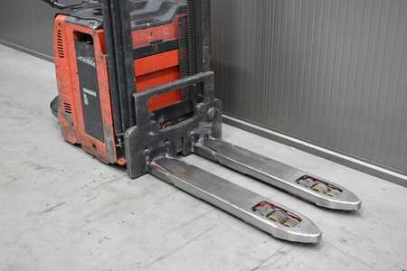 Hochhubwagen 2019  Linde D 12 AP (5)