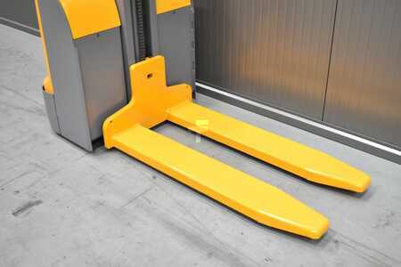 Magasemelésű béka 2016  Jungheinrich EMC 110 (5)