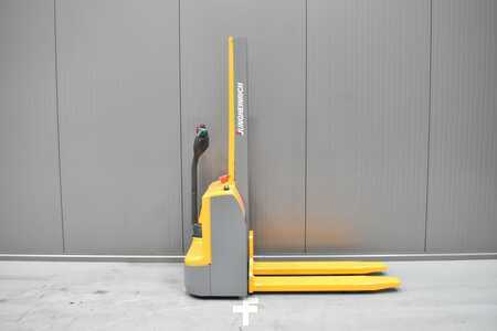 Magasemelésű béka 2016  Jungheinrich EMC 110 (3)