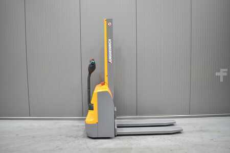 Magasemelésű béka 2018  Jungheinrich EMC 110 (3)