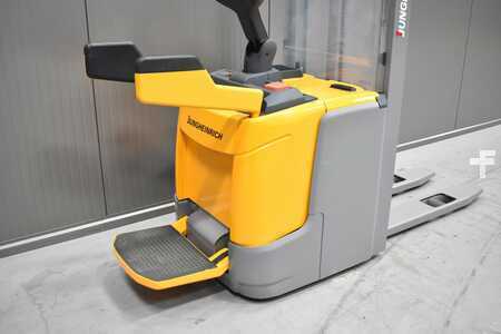 Stapelaars 2017  Jungheinrich ERC 212 (7)