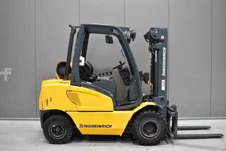 Treibgasstapler 2003  Jungheinrich TFG 30 BS (3)
