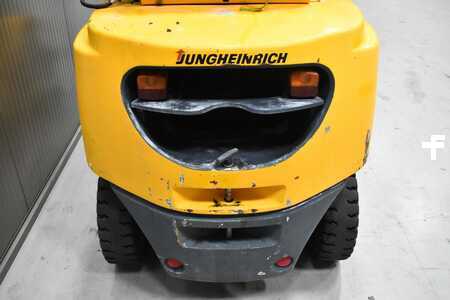Treibgasstapler 2003  Jungheinrich TFG 30 BS (9)