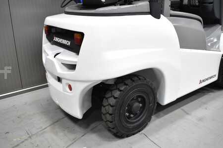 Nestekaasutrukki 2017  Jungheinrich TFG S50 (8)