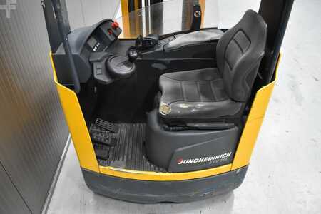 Skyvemast 2010  Jungheinrich ETV 114 (7)