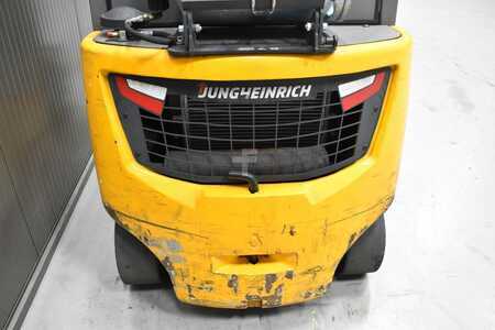 Treibgasstapler 2018  Jungheinrich TFG 316s (9)