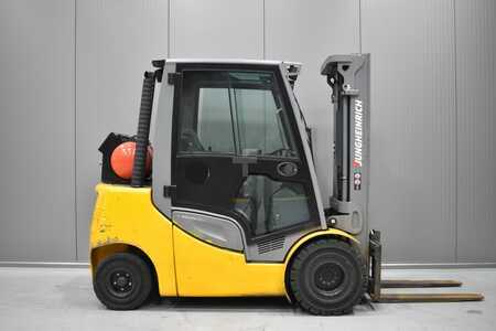 Wózki gazowe 2018  Jungheinrich TFG 430s (3)