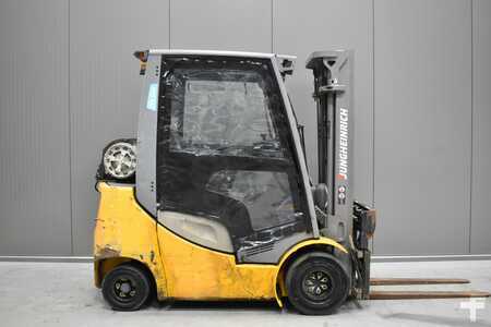 Wózki gazowe 2017  Jungheinrich TFG 320s (12)