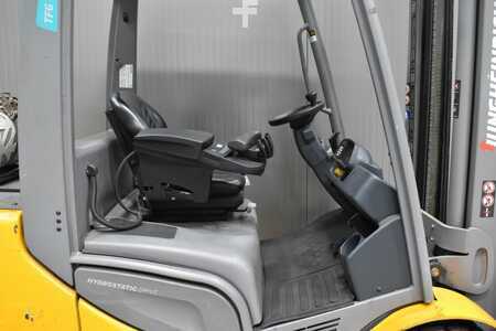 Wózki gazowe 2017  Jungheinrich TFG 430s (5)