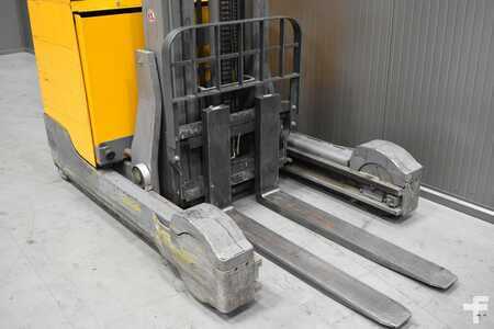 Reach Truck 2016  Jungheinrich ETV 325 (6)
