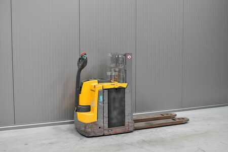 Apilador eléctrico 2017  Jungheinrich EJD 220 (4)