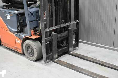 Elektro 4 Rad 2014  Toyota 8FBMT15 (6)