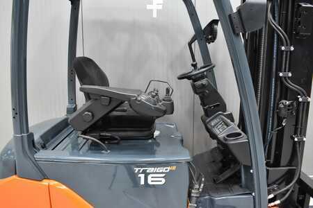 Sähkö - 4 pyör 2020  Toyota 8FBM16T (5)