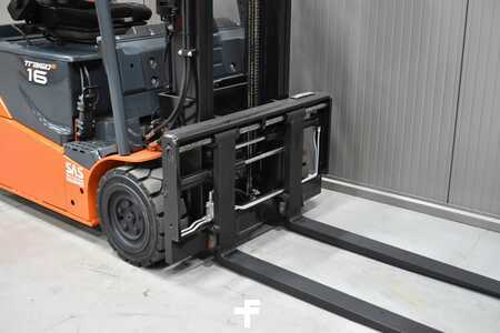 Sähkö - 4 pyör 2020  Toyota 8FBM16T (6)