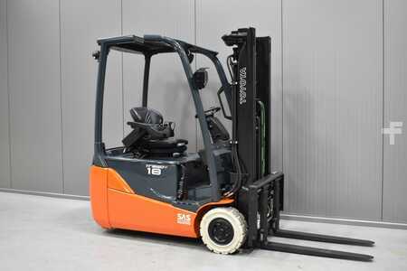 Elektrisk- 3 hjul 2017  Toyota 8FBE18T (1)