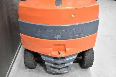 4-wiel elektrische heftrucks 2002  Toyota 7FBMF25 (9)