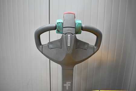 Stoccatori 2019  Jungheinrich EJC 216 (6)