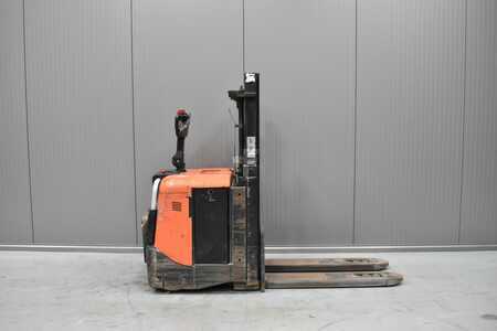 Gerbeurs 2009  BT SPE 200D (3)