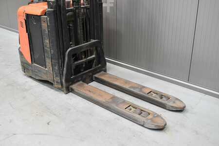 Gerbeurs 2009  BT SPE 200D (5)