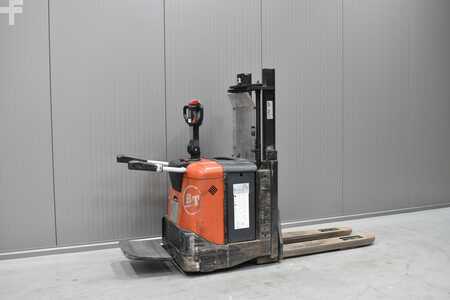 Gerbeurs 2008  BT SPE 200D (4)