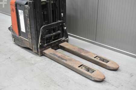 Gerbeurs 2008  BT SPE 200D (5)