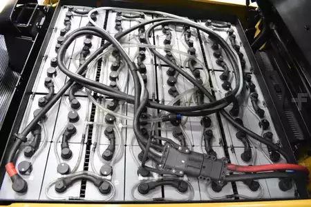 Elektro čtyřkolový VZV 2012  CAT Lift Trucks EP 40 (11)