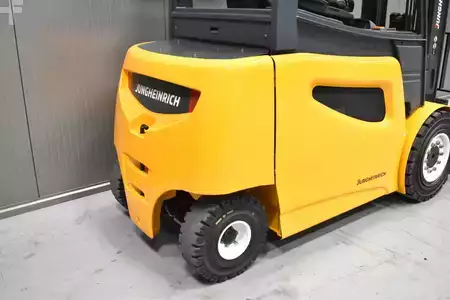 Sähkö - 4 pyör 2015  Jungheinrich EFG 535 k (8)