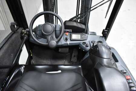 Eléctrico - 4 rodas 2016  CAT Lift Trucks EP 30 CN (7)