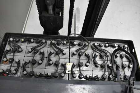 Reach Trucks 2013  Linde R 16 G - 12 (10)