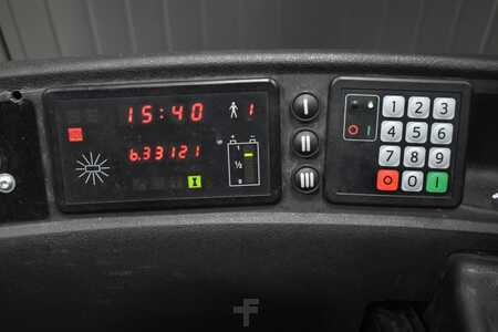 Retráctil 2005  BT RR M14 (9)