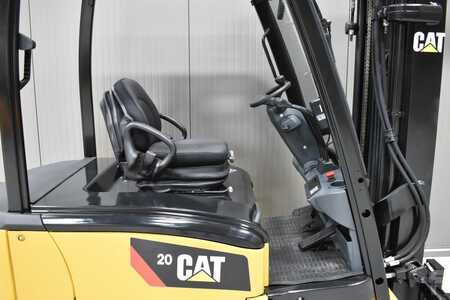 Elektro 4 Rad 2017  CAT Lift Trucks EP 20 PN (5)