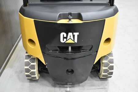 Elektro 4 Rad 2017  CAT Lift Trucks EP 20 PN (9)