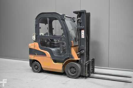 Treibgasstapler 2006  CAT Lift Trucks GP 20 CN (1)
