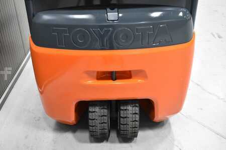 Elektro tříkolové VZV 2016  Toyota 8FBEK18T (9)