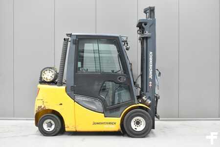 Carrelli elevatori GPL 2015  Jungheinrich TFG 435s (3)