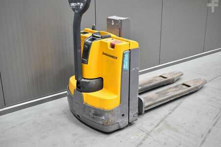 Apilador eléctrico 2017  Jungheinrich EMD 115i (7)