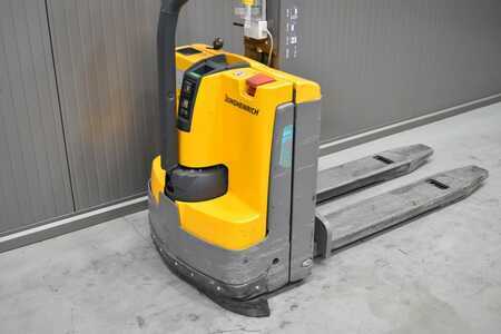 Apilador eléctrico 2018  Jungheinrich EMD 115i (7)