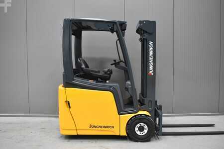 Elektromos 3 kerekű 2012  Jungheinrich EFG 213 (3)