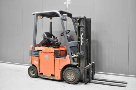 Elektro čtyřkolový VZV 2006  Toyota 7FBMF16 (1)