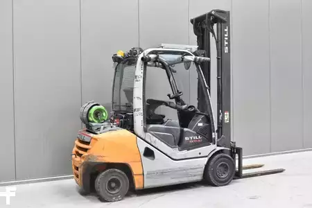 Gázüzemű targoncák 2017  Still RX 70-30 T (4)