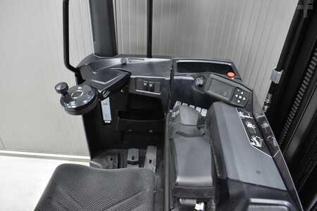 Carretilla retráctil 2017  CAT Lift Trucks NR14N2S (5)