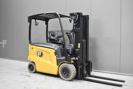 Elektro čtyřkolový VZV 2020  CAT Lift Trucks EP 25 CN (1)
