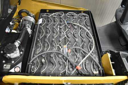 Elektro čtyřkolový VZV 2020  CAT Lift Trucks EP 25 CN (11)