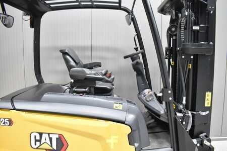 Elektro čtyřkolový VZV 2020  CAT Lift Trucks EP 25 CN (5)