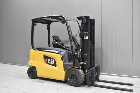 Elektro čtyřkolový VZV 2019  CAT Lift Trucks EP 25 N (1)