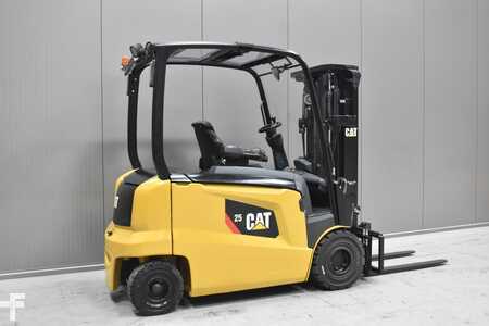Elektro čtyřkolový VZV 2019  CAT Lift Trucks EP 25 N (4)