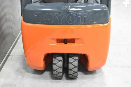 Elektro tříkolové VZV 2013  Toyota 8FBET15 (9)