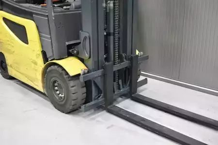 Eléctrica de 4 ruedas 2021  CAT Lift Trucks 2EPC5000 (6)